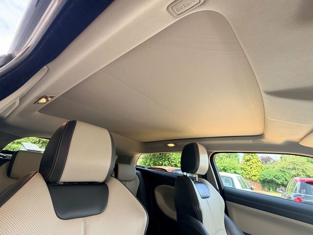 Land Rover Range Rover Evoque 2.0 Td4 Se Tech Pan Roof, 20 Alloys Inc, 4X4, #60