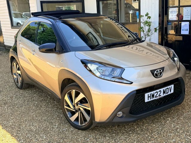 Toyota Aygo X 1.0 Vvt-i Edge Canvas Hatchback X-shift Beige