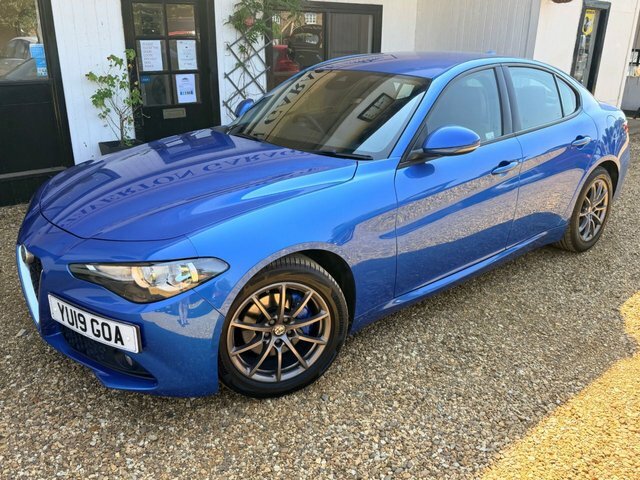 Alfa Romeo Giulia 2.0T Nero Edizione Saloon Euro 6 Blue #16