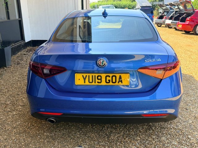 Alfa Romeo Giulia 2.0T Nero Edizione Saloon Euro 6 Blue #8