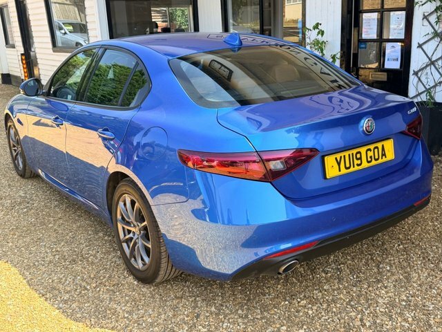 Alfa Romeo Giulia 2.0T Nero Edizione Saloon Euro 6 Blue #13