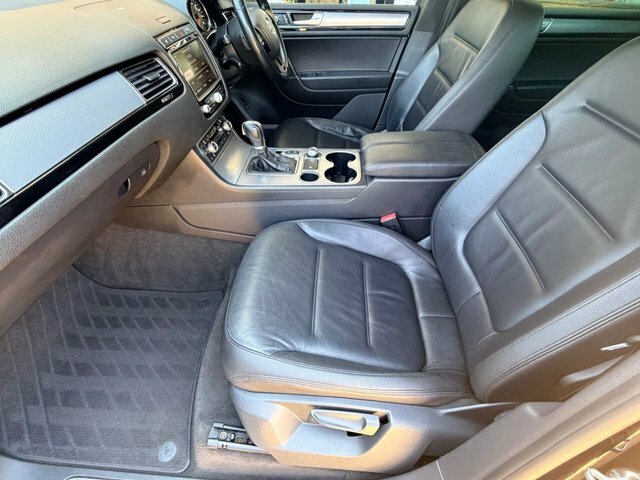 Volkswagen Touareg Touareg V6 R-line Tdi Bluemotion Technology White #23