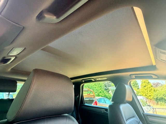 Volkswagen Touareg Touareg V6 R-line Tdi Bluemotion Technology White #52