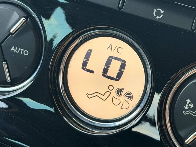 DS DS 3 Cabrio 2017 1.6 Bluehdi Prestige Cabriolet Man Purple #39