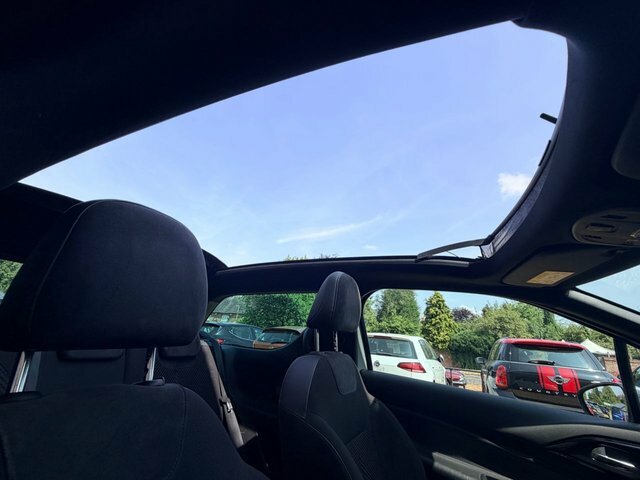 DS DS 3 Cabrio 2017 1.6 Bluehdi Prestige Cabriolet Man Purple #29