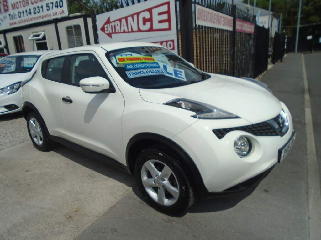 Nissan Juke Suv 1.6 Visia Euro 5 201515 Red #1