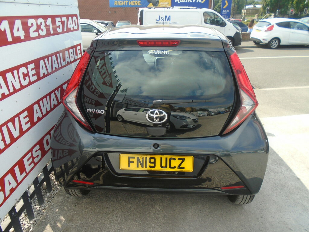 Toyota Aygo 1.0 Vvt-i X-play Hatchback Euro FN19UCZ Grey #3