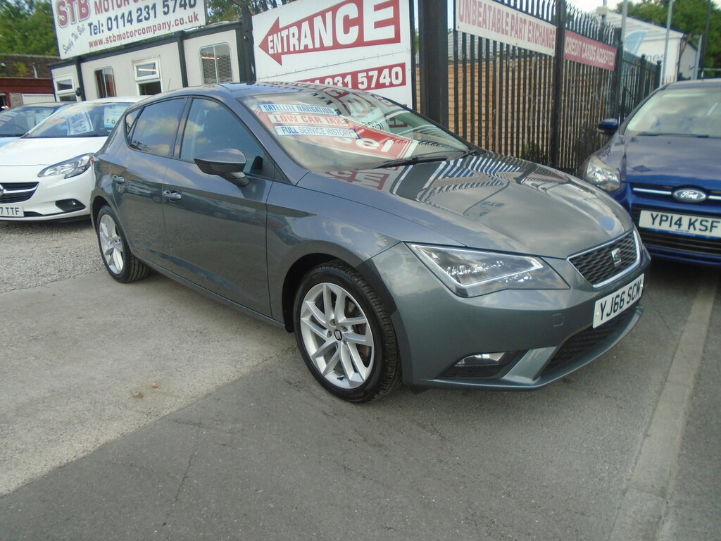 Seat Leon 2.0 Tdi Se Dynamic Technology Hatchback Grey
