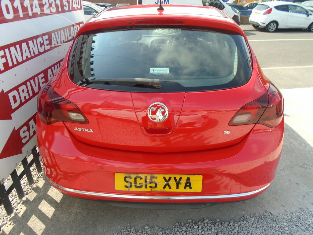 Vauxhall Astra 1.6I 16V Elite Red #15