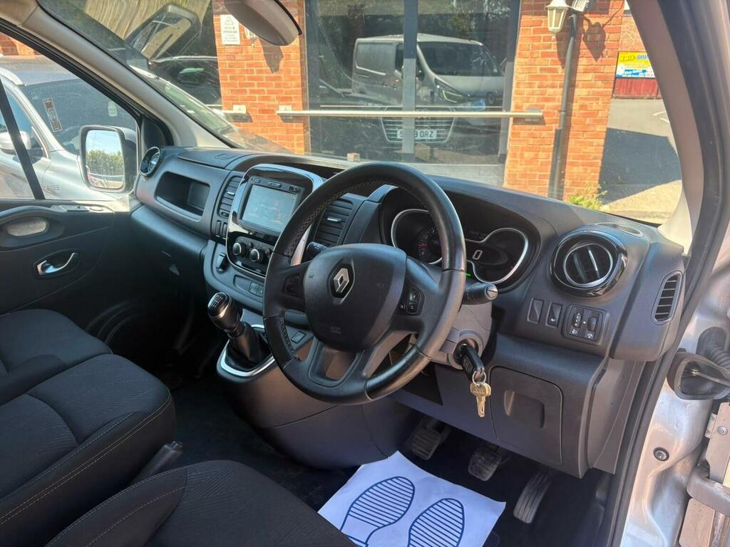 Renault Trafic Sl28 Dci 120 Sport Energy Nav Swb Low Roof Black #13