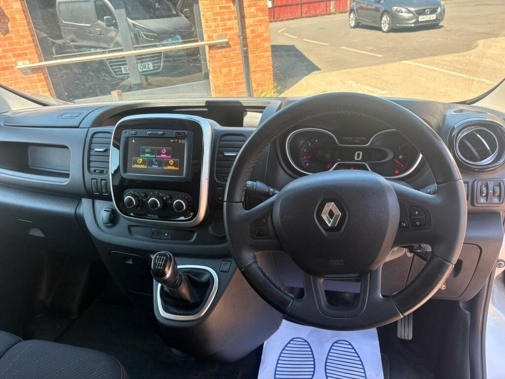 Renault Trafic Sl28 Dci 120 Sport Energy Nav Swb Low Roof Black #12