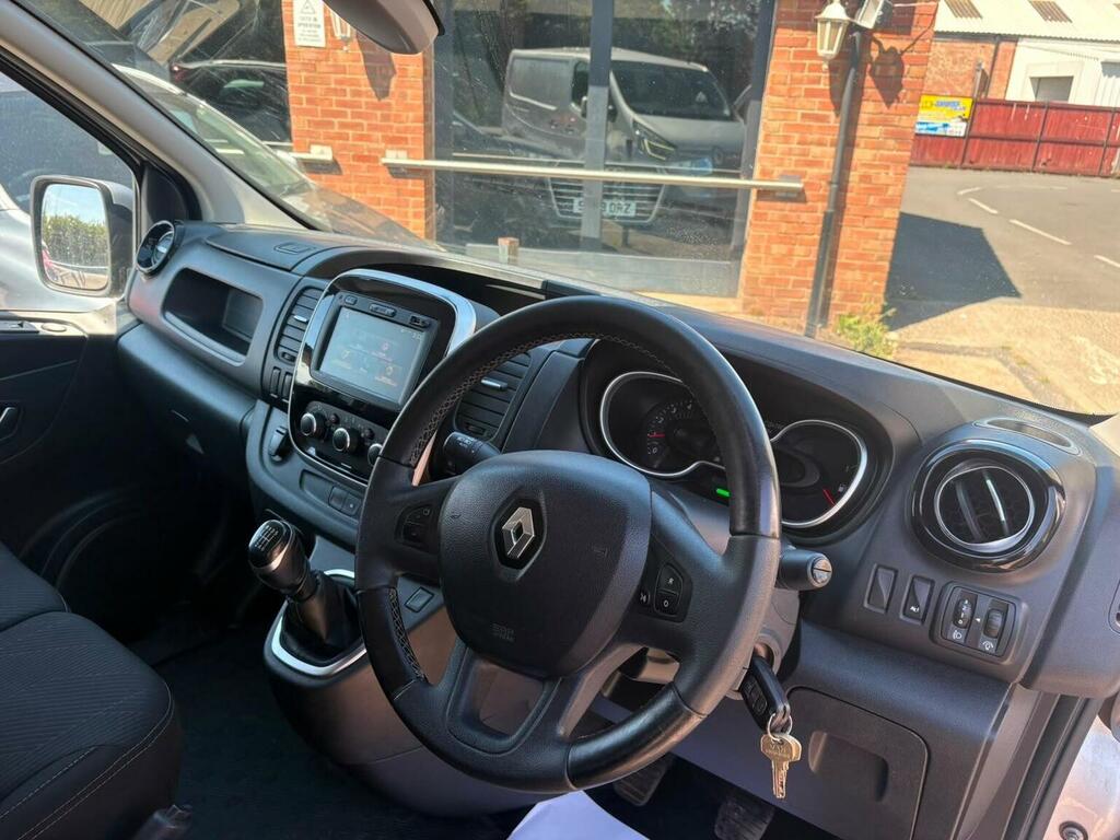 Renault Trafic Sl28 Dci 120 Sport Energy Nav Swb Low Roof Black #10