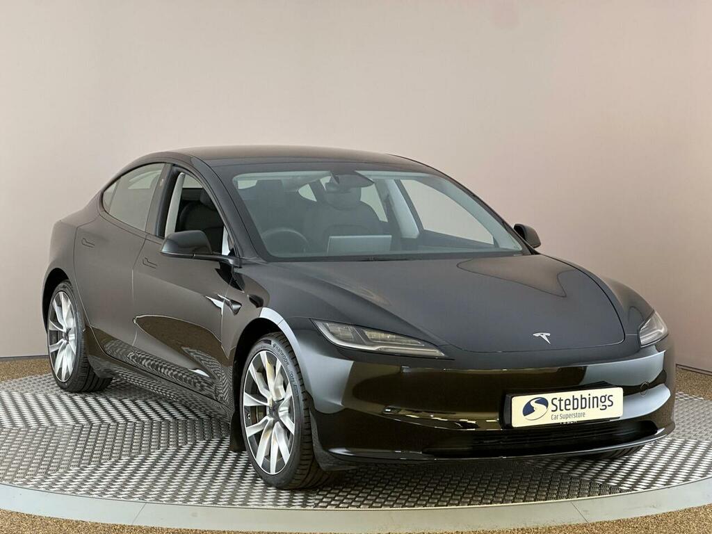Tesla Model 3 Rwd