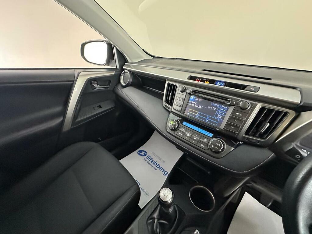 Toyota Rav 4   #15