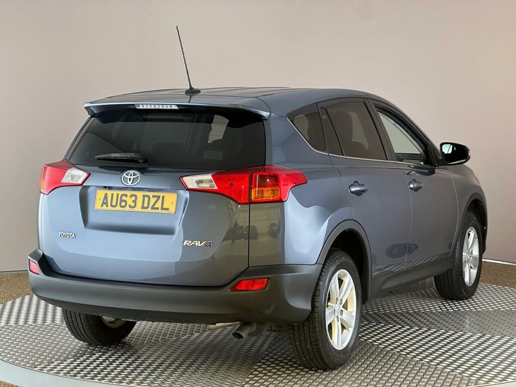 Toyota Rav 4 2.0 D-4d Icon 2Wd Euro 5 Ss  #6