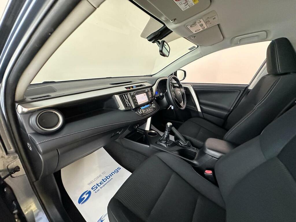 Toyota Rav 4   #24