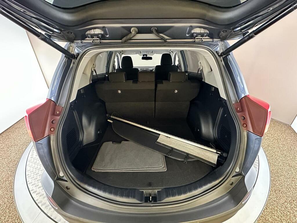 Toyota Rav 4   #22