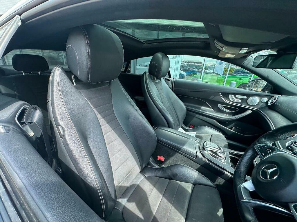 Mercedes-Benz E Class E220d Amg Line Premium 9G-tronic Blue #1