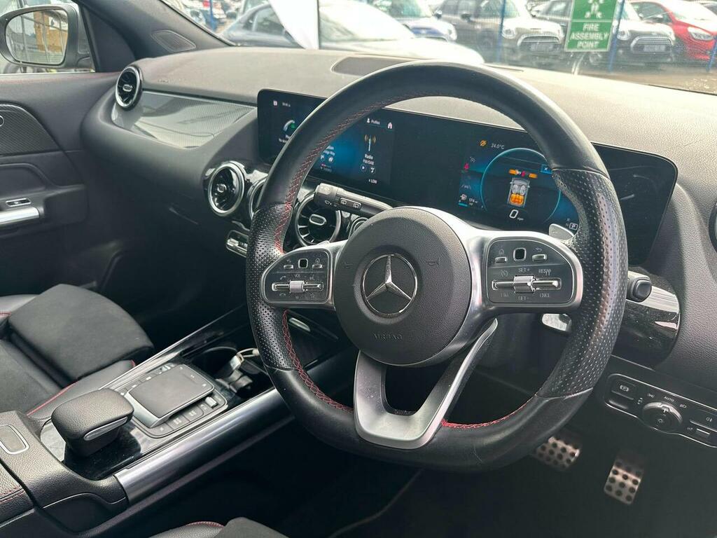 Mercedes-Benz GLA Class 2.0 Gla200d Amg Line Executive 8G-dct Euro 6 S  #2