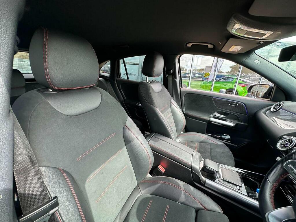 Mercedes-Benz GLA Class 1.3 Gla250e 15.6Kwh Amg Line Executive 8G-dct Eu 