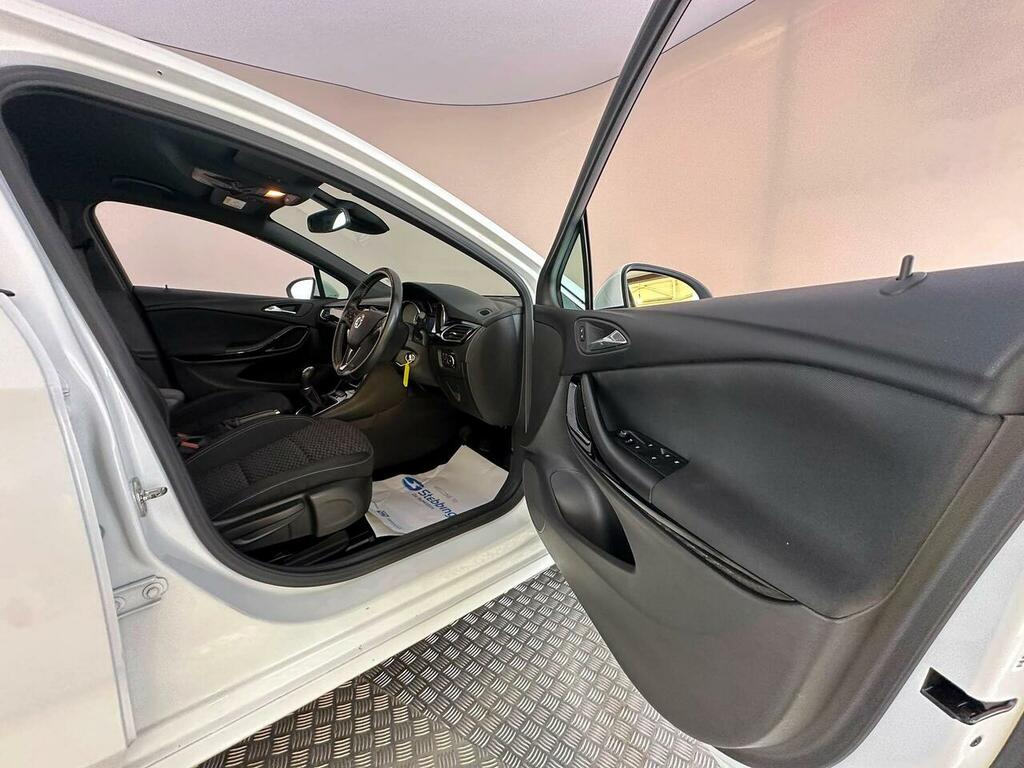 Vauxhall Astra 1.4T 16V 150 Sri Nav 2018 Silver #23