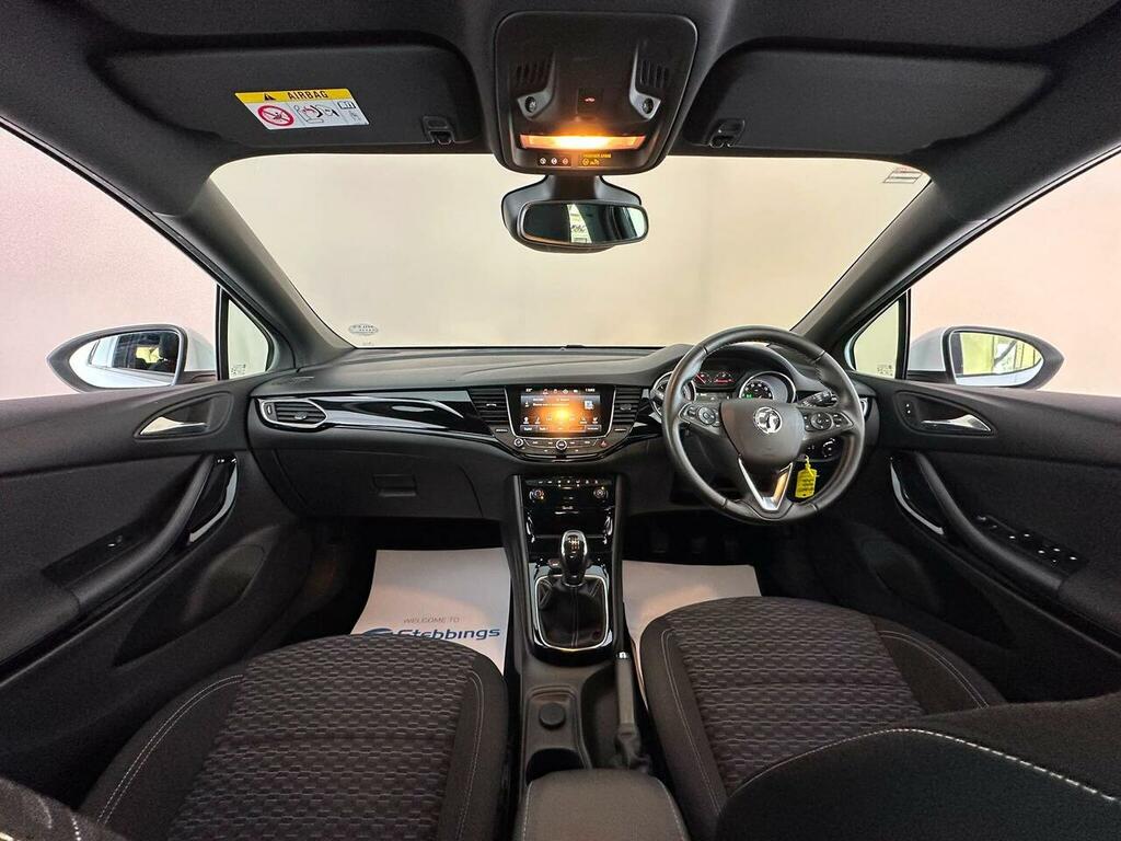 Vauxhall Astra 1.4T 16V 150 Sri Nav 2018 Silver #16