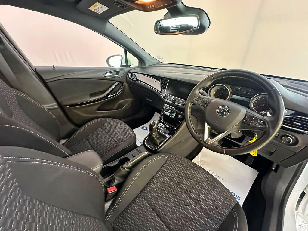 Vauxhall Astra 1.4T 16V 150 Sri Nav 2018 Silver #12