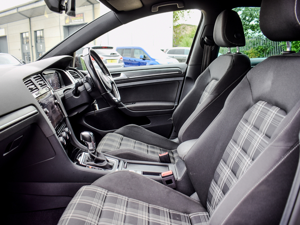 Volkswagen Golf Golf Gti Clubsport Edition 40 White #11