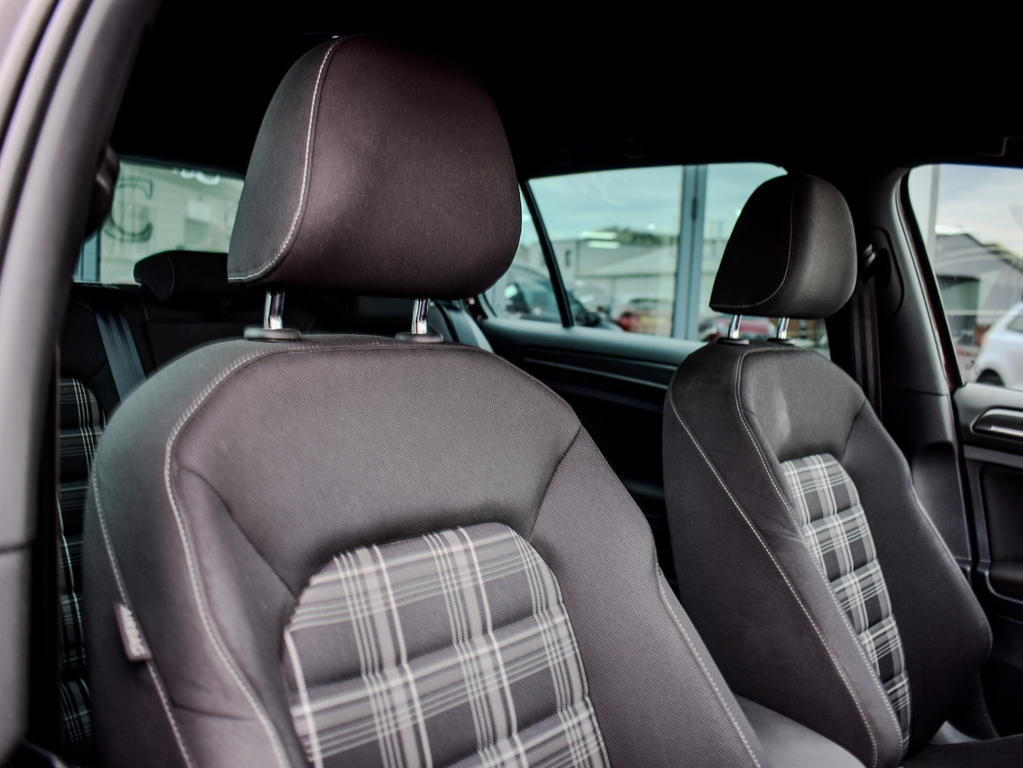Volkswagen Golf Golf Gti Clubsport Edition 40 White #9