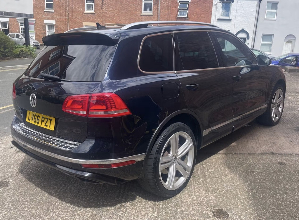 Volkswagen Touareg V6 R-line Plus Tdi Bluemotion Technology #4