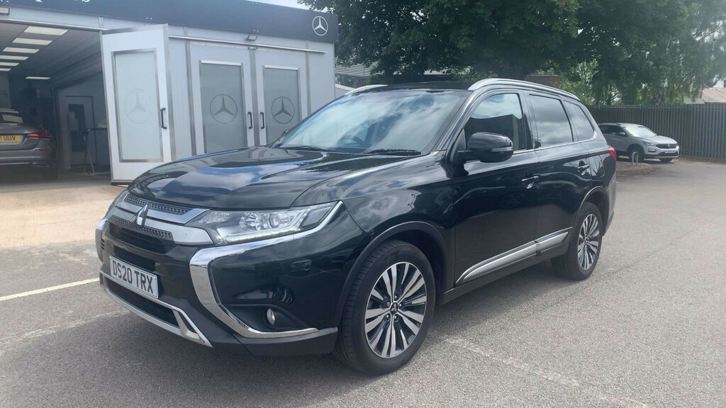 Mitsubishi Outlander Design