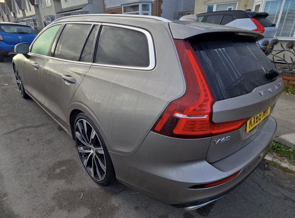 Volvo V60 D4 Inscription Pro Grey #2