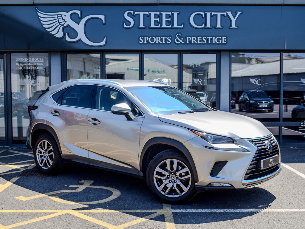 Lexus NX 300H Luxury