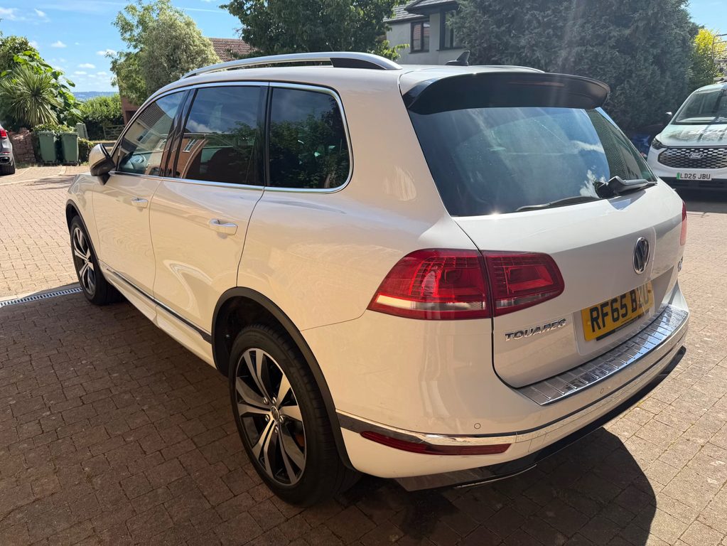 Volkswagen Touareg V6 R-line Tdi Bluemotion Technology #3