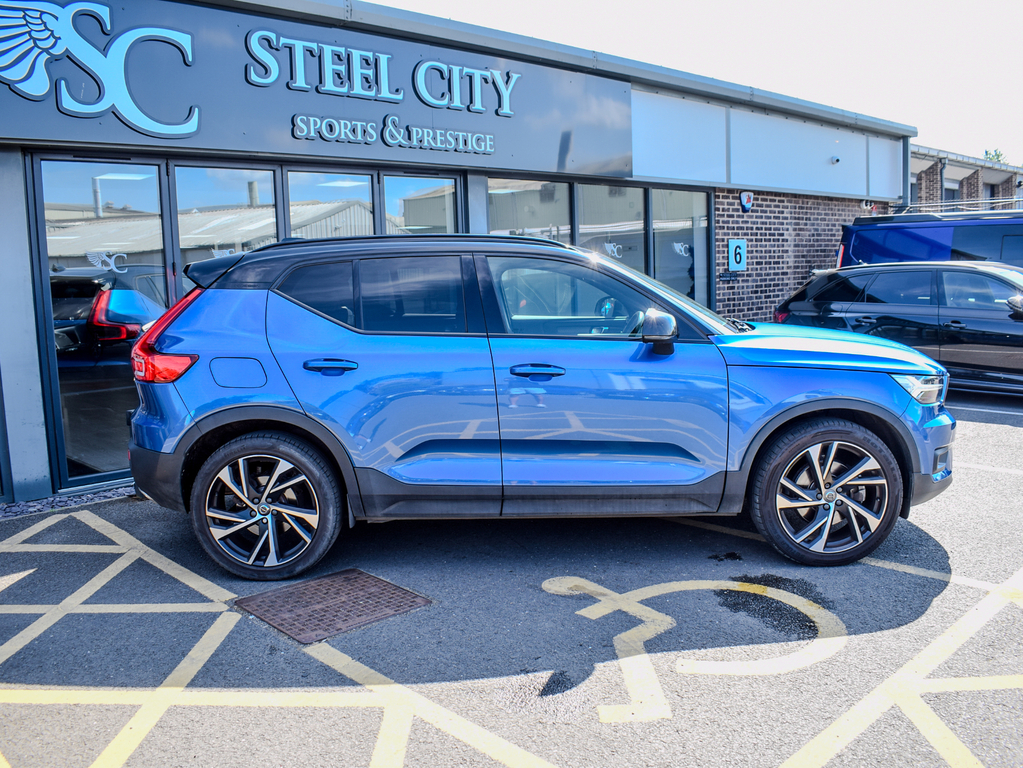 Volvo XC40 T4 R-design Pro Blue #4