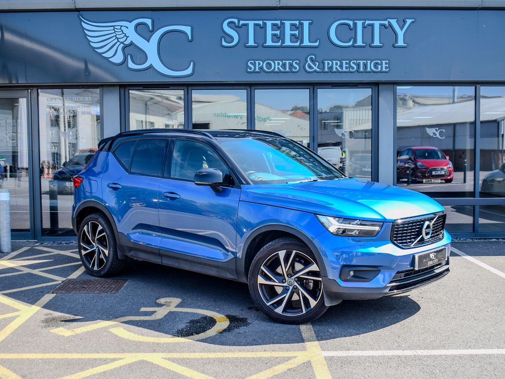 Volvo XC40 T4 R-design Pro Blue