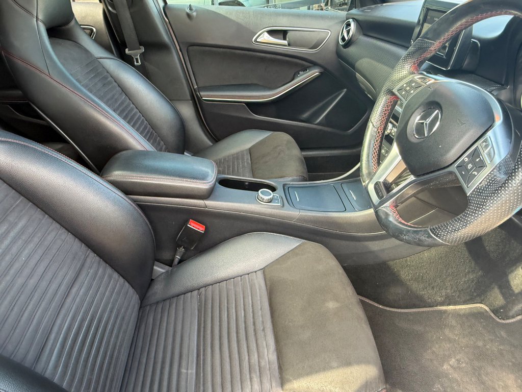 Mercedes-Benz A Class A180 Cdi Blueefficiency Se Black #7