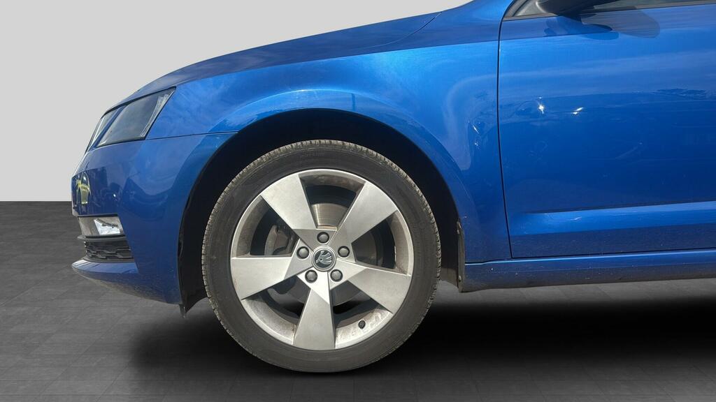 Skoda Octavia Estate 1.5 Tsi 150Ps Se Drive Act Dsg Black #13