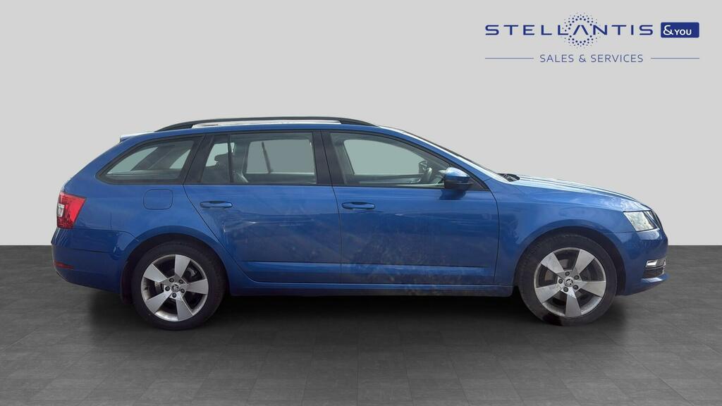 Skoda Octavia 1.5 Tsi Act Se Drive Dsg Euro 6 Ss Blue #2
