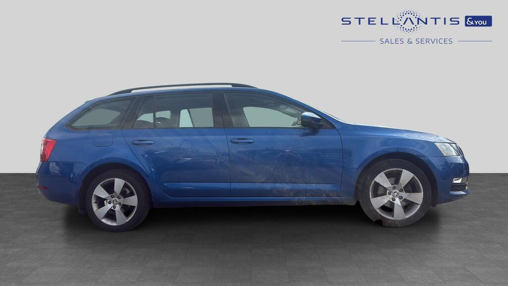 Skoda Octavia Estate 1.5 Tsi 150Ps Se Drive Act Dsg Black #7