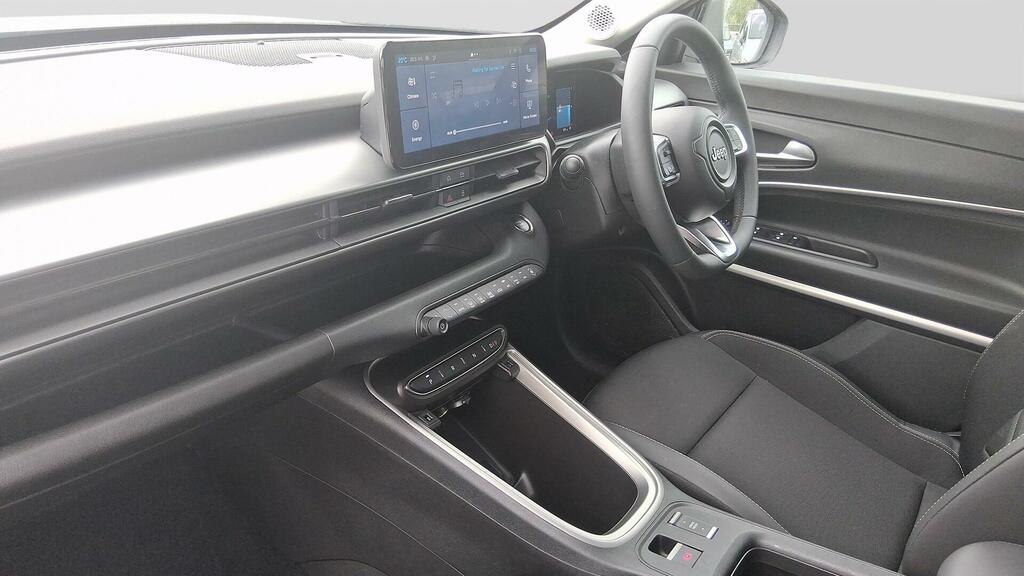 Jeep Avenger 115Kw Summit 54Kwh Black #32