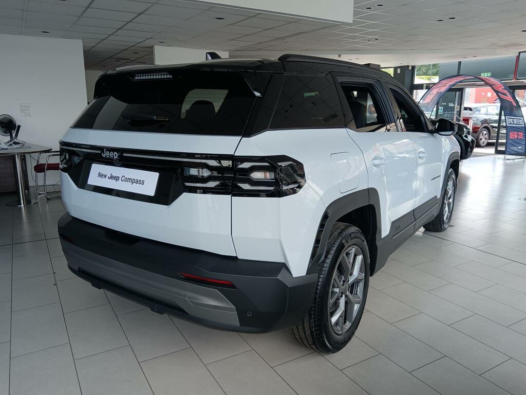 Jeep Compass First Edition White #6