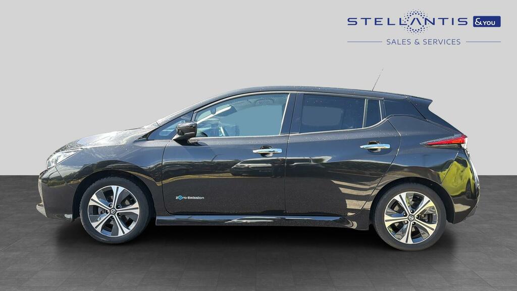 Nissan Leaf 110Kw N-connecta 40Kwh Cwvehiclemarketing Grey #7