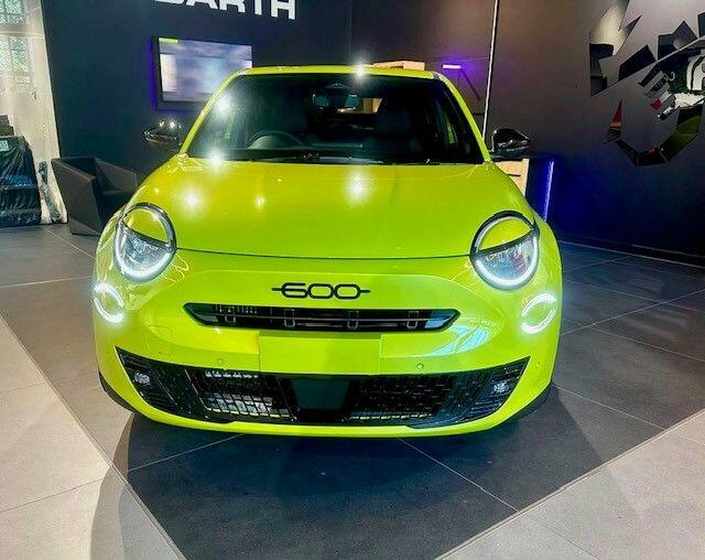 Fiat 600 1.2 Hybrid Sport E-dct Euro 6 Ss Green #2