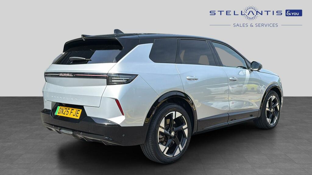Vauxhall Grandland 73Kwh Ultimate Silver #3