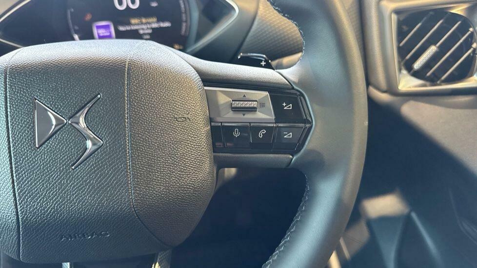 DS DS 3 Hatchback Grey #24