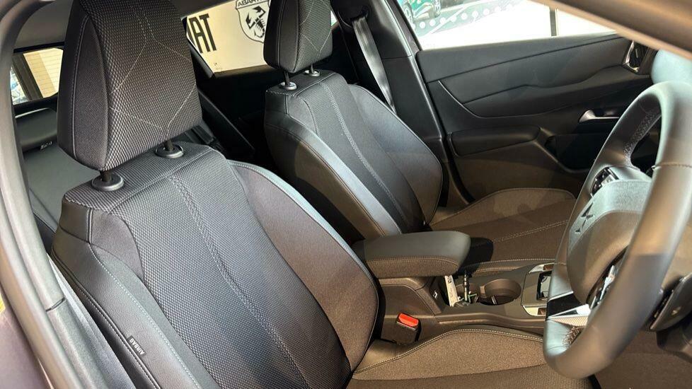 DS DS 3 Hatchback Grey #40