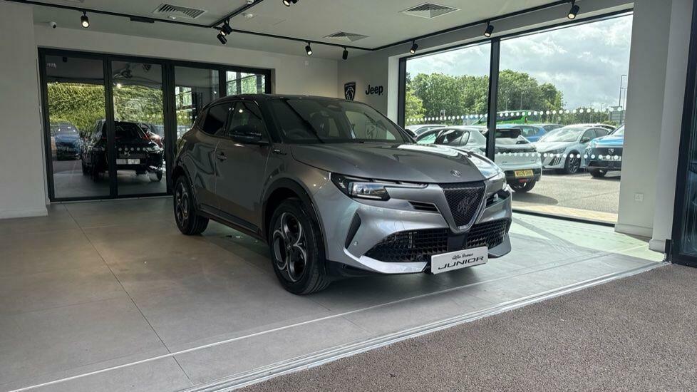 Alfa Romeo Junior 1.2 Mhev Ibrida Sport Speciale E-dct Euro 6 Ss Grey