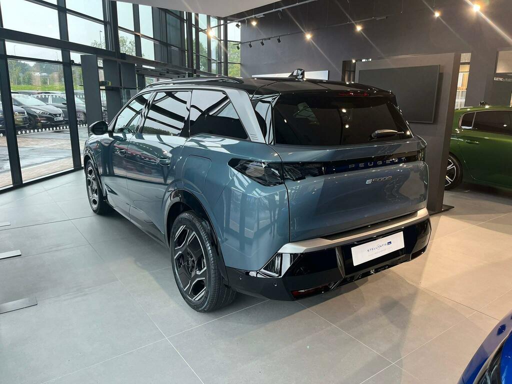 Peugeot 5008 73Kwh Gt Blue #3