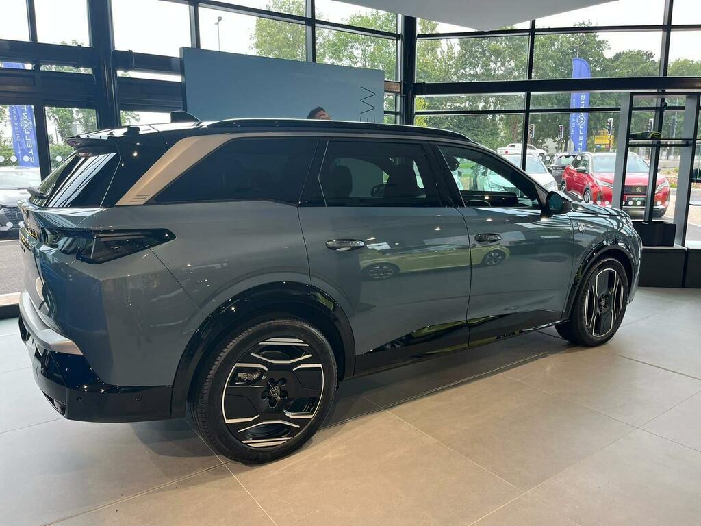 Peugeot 5008 73Kwh Gt Blue #4